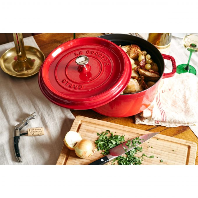 STAUB Cocotte Round Cast Iron Casserole