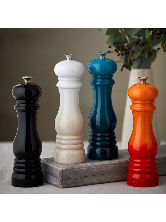 Le Creuset Classic Pepper Mill